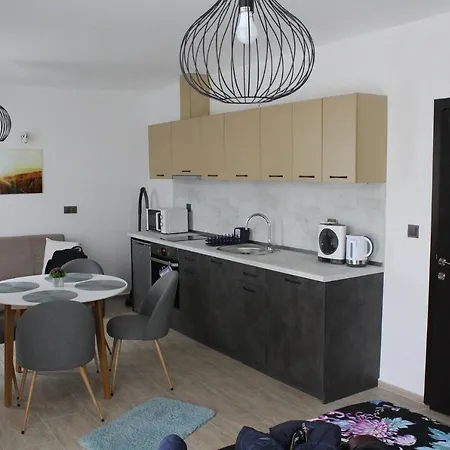 Apartament студио в комплекс нестинарка