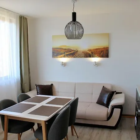 студио в комплекс нестинарка