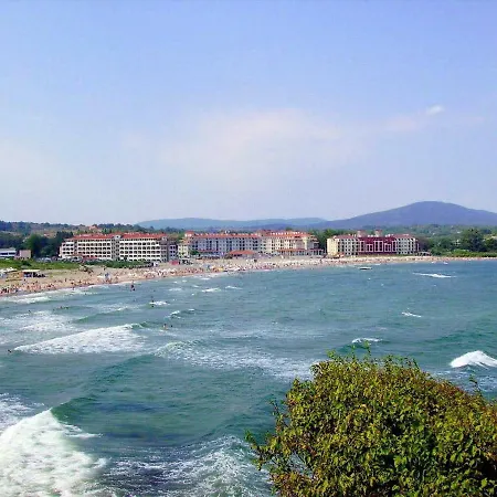 студио в комплекс нестинарка