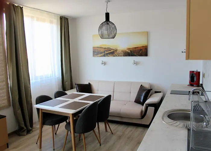 студио в комплекс нестинарка