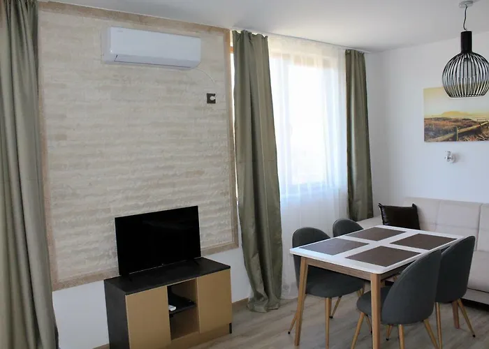 студио в комплекс нестинарка Zarewo