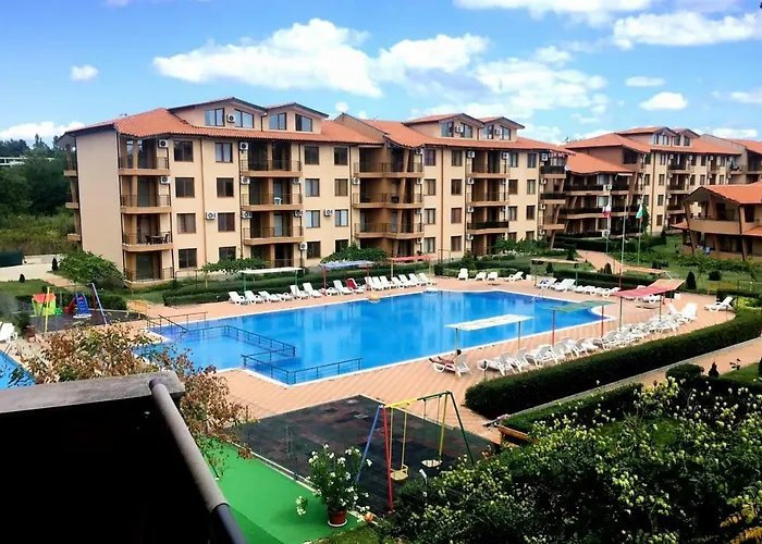 студио в комплекс нестинарка Apartment