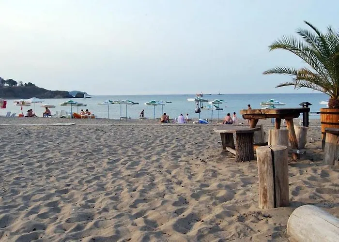 студио в комплекс нестинарка * Царево